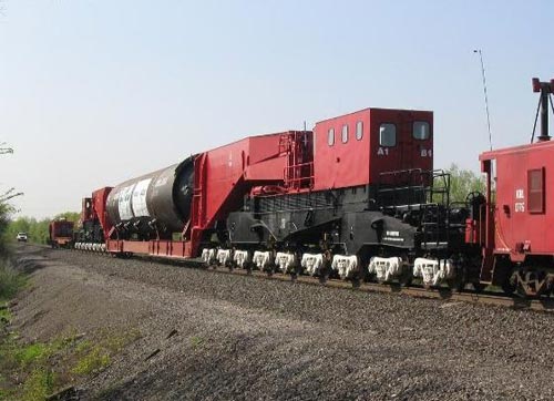 CEBX 800, the largest railroad Schnabel car ever built at over 800 tons capacity